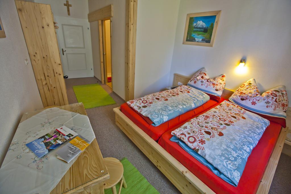 Kirchenwirt Inn Kreuzen  Habitación foto